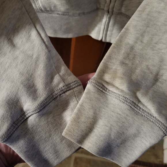 Vs pink vintage hoodie size medium. - Picture 8 of 11